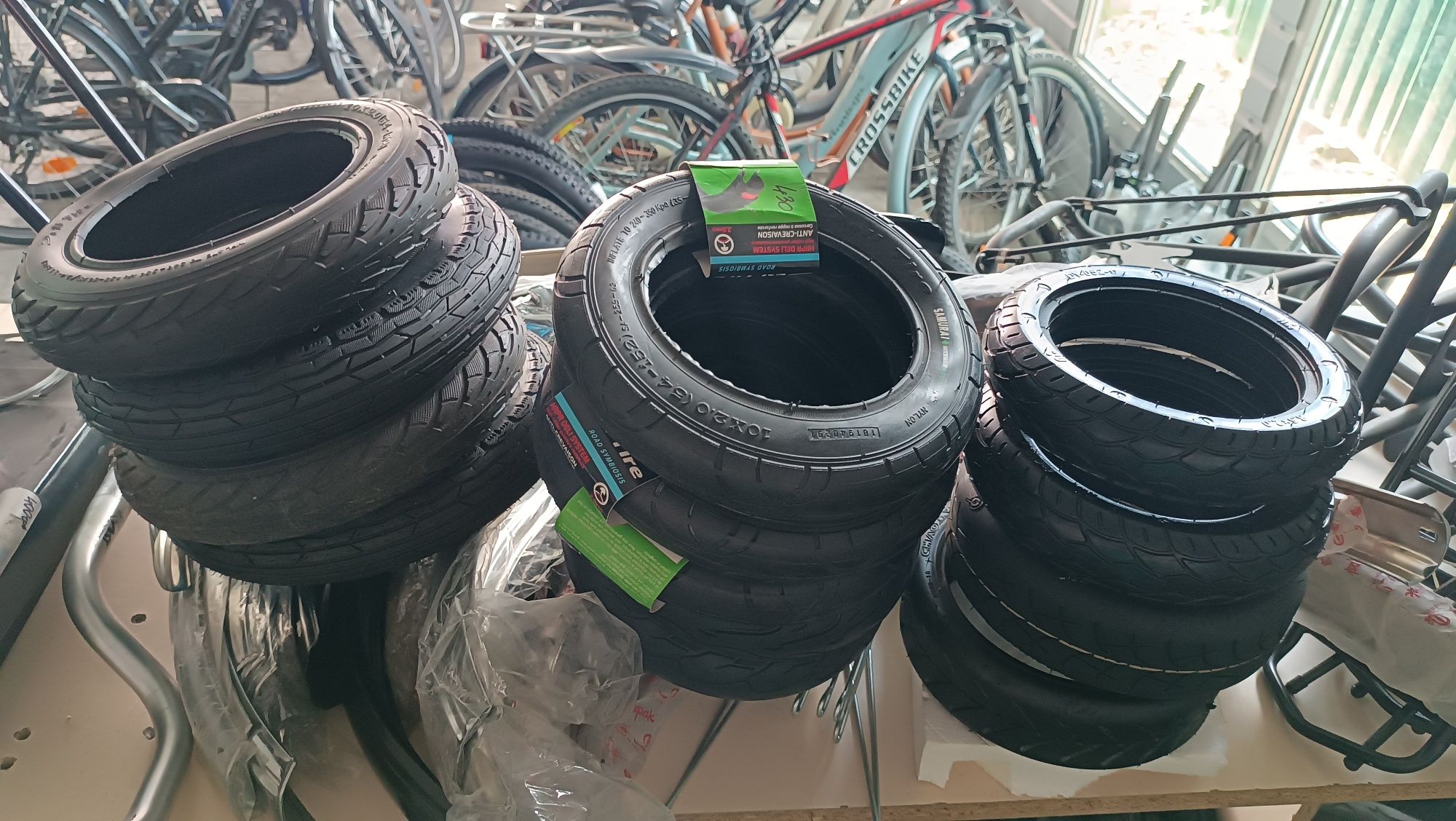 Покришка, камера до електро самокатів 8*1/2,10*2,125, 10*2,50,гусматик