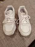 Sapatilhas adidas Falcon W B28128 branco