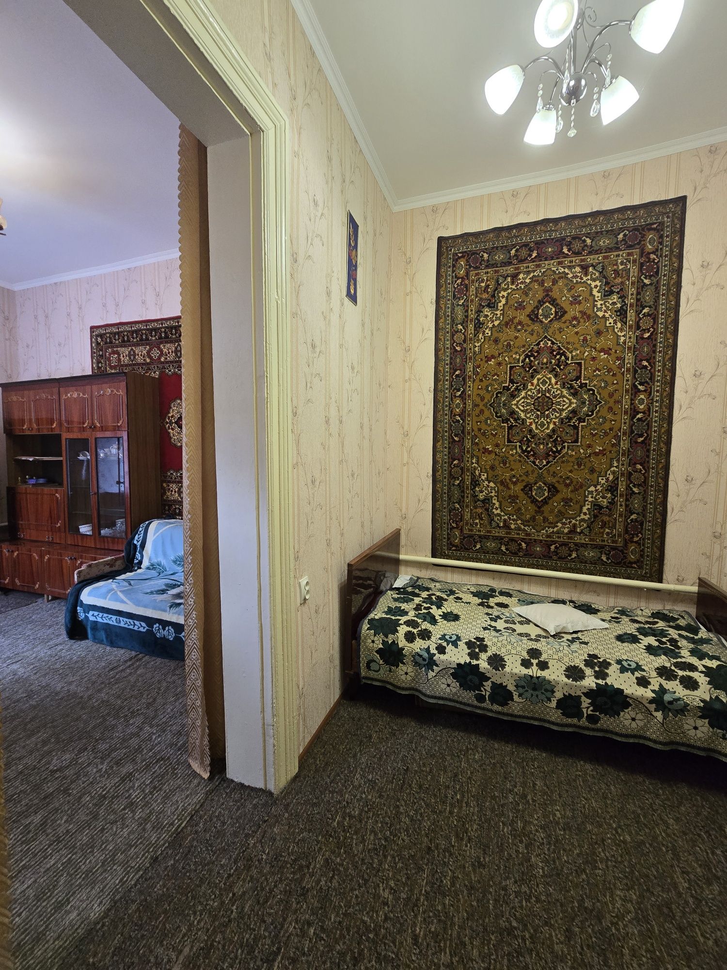 В продаже  двухкомнатная квартира в Центре. Пер. Асташкина.