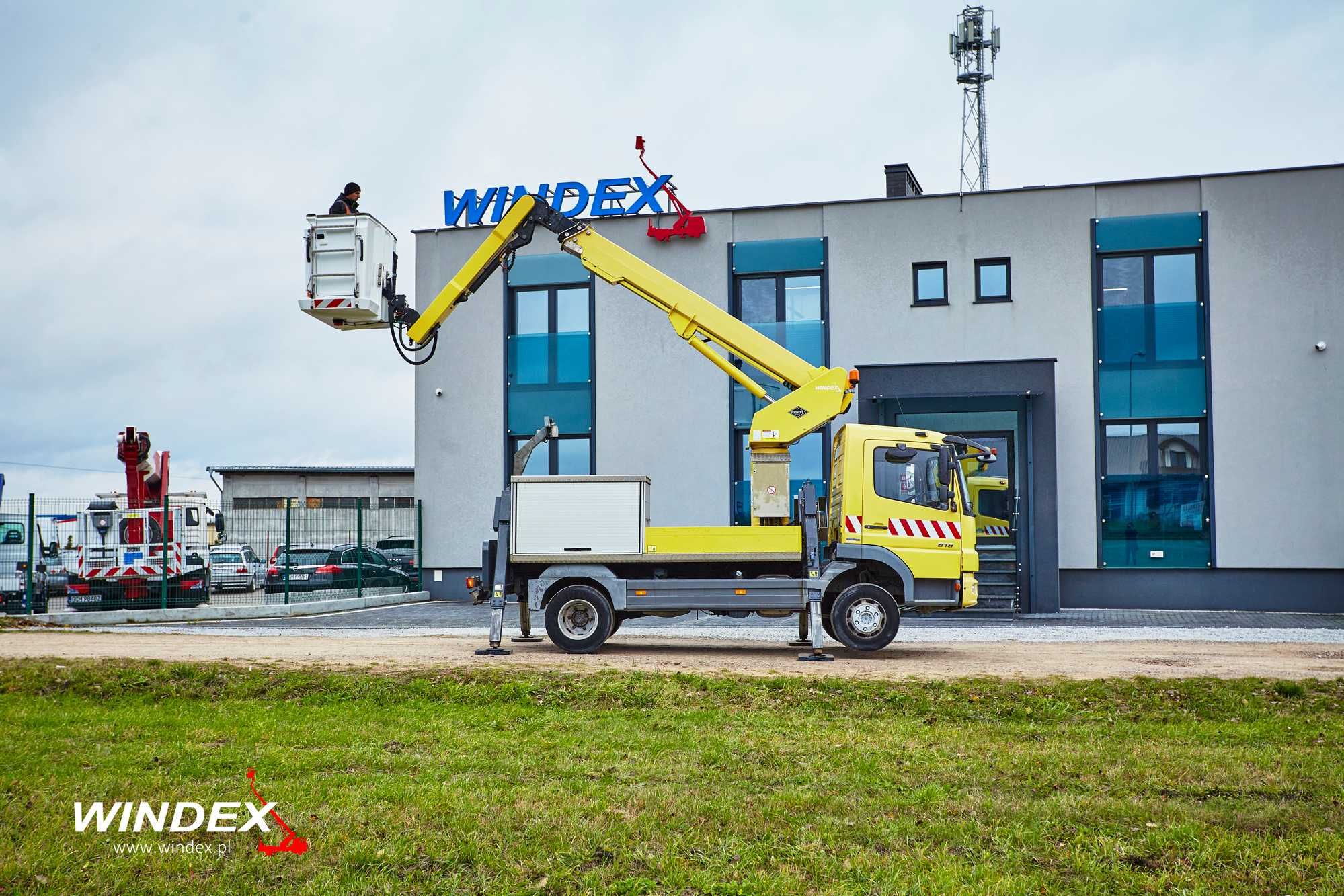Podnośnik koszowy Versalift VT-51-NF z izolowanym koszem