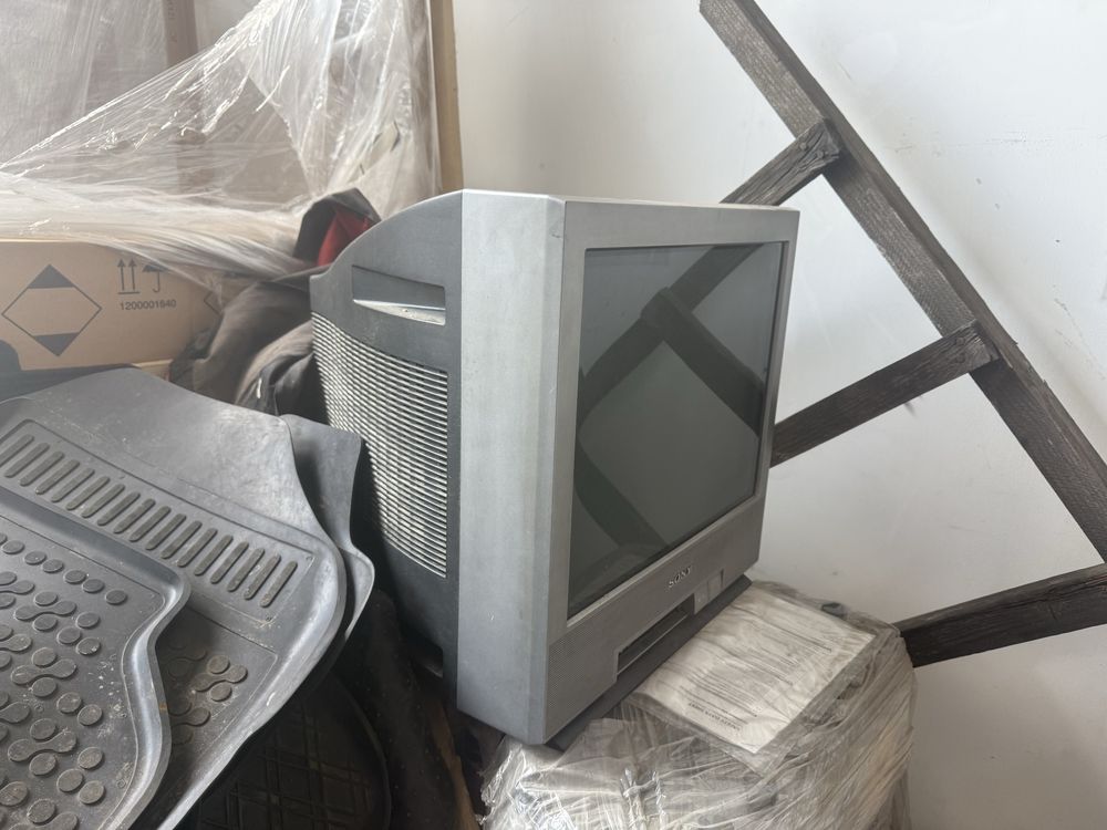 Телевізор  Sony в гарному робочому стані