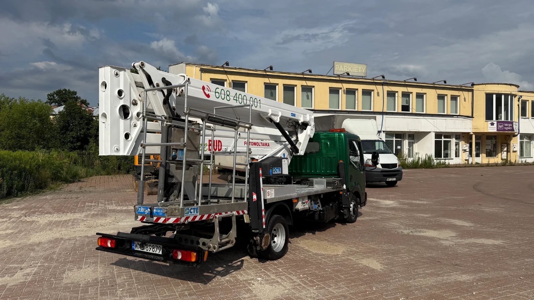 Nissan CABSTAR  Nissan Cabstar Podnośnik Koszowy 23m Faktura VAT 23% 135.000zł netto