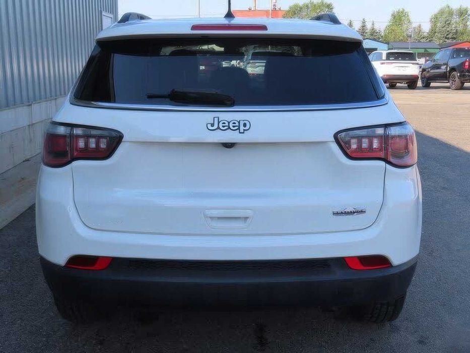 Jeep Compass Latitude      2018