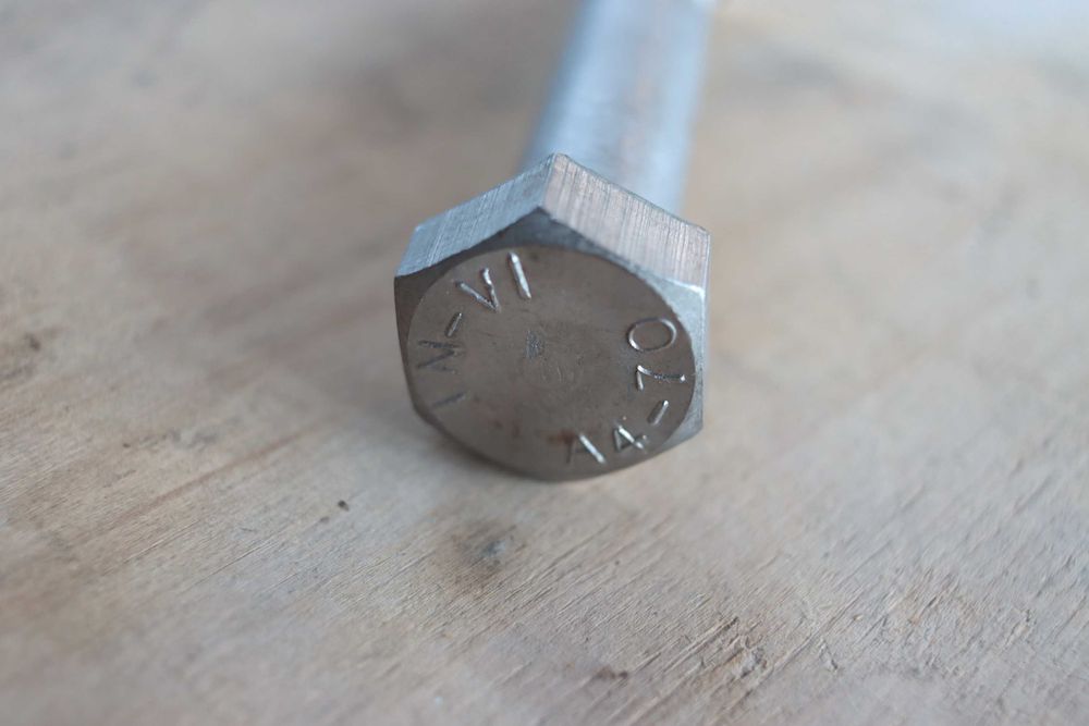 Parafusos sextavados M20x120 M16x180 porcas anilhas em aço inoxidável