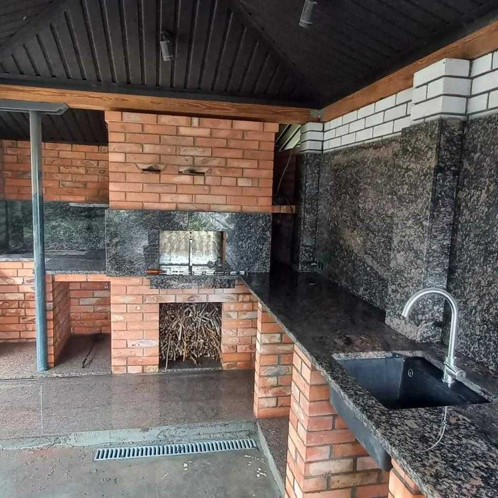 Плитка гранітна, сходи, підвіконня, стільниця, подвіря
