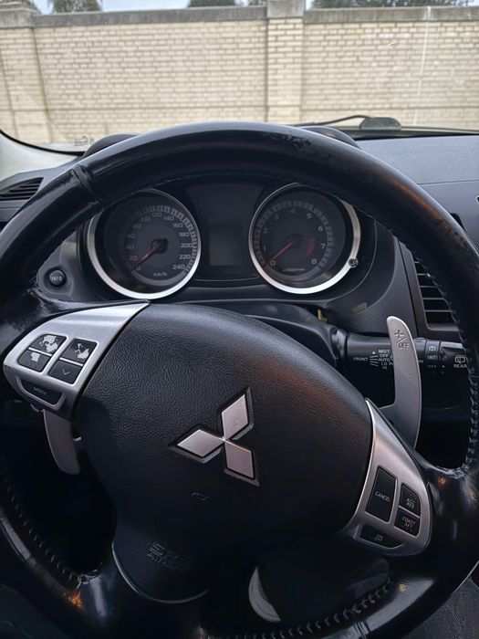 Mitsubishi lancer 2008