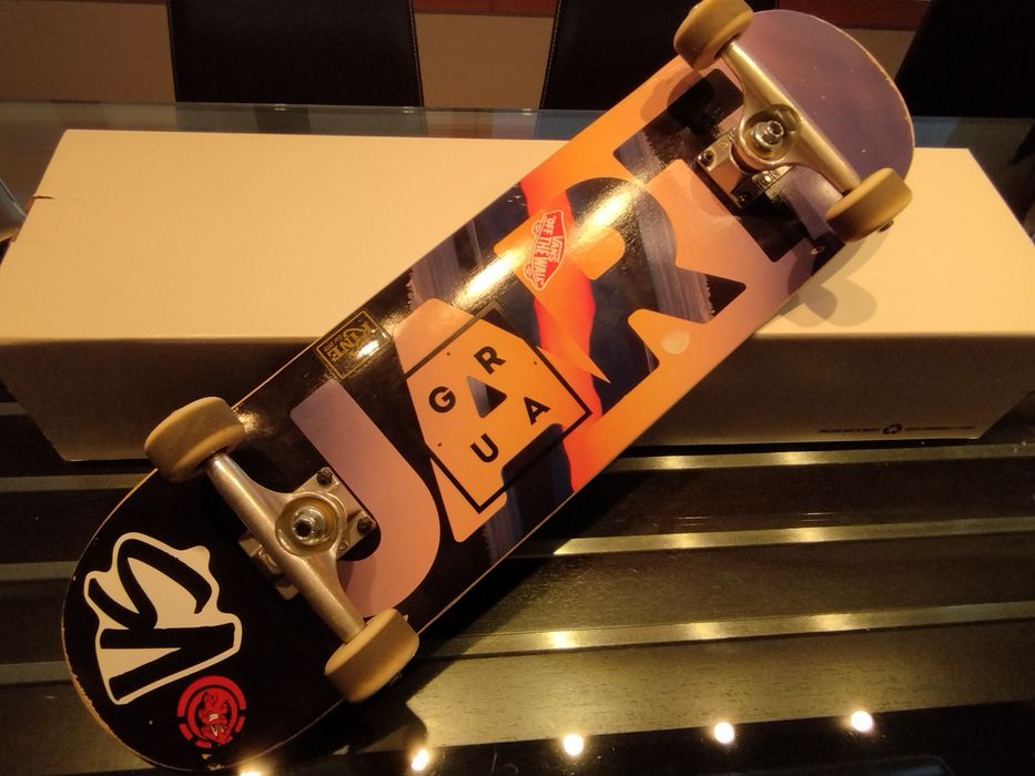 Skate profissional Jart 8"