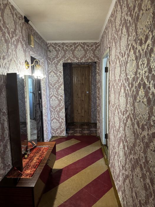 Продам 2-ком.кв Левый берег,1мкрн Варус