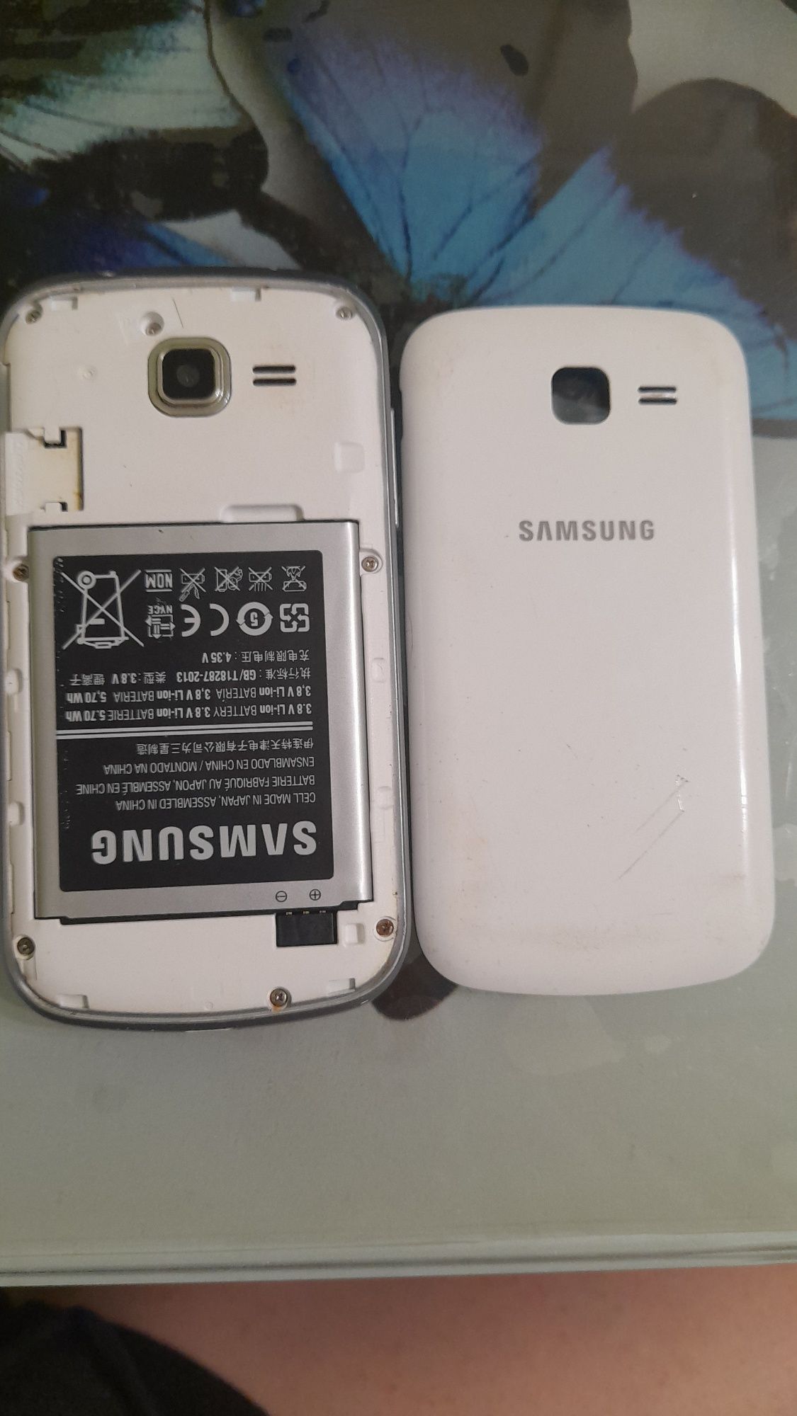 Телефон Samsung  mini