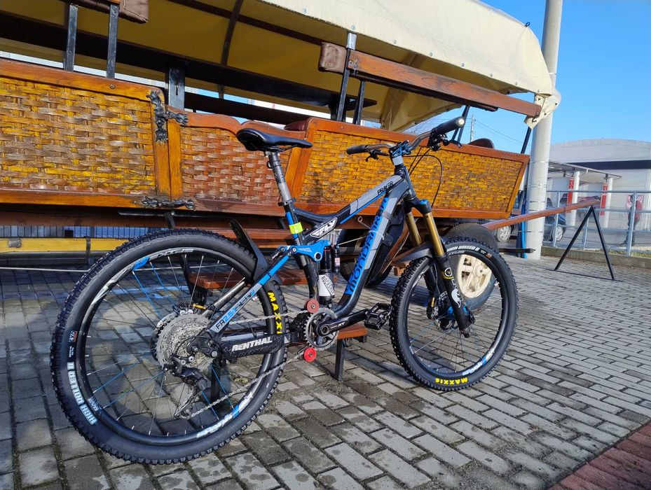 Mondraker Prayer + Fox Kashima Racing 180+Rockshox Vivid Air R2C.