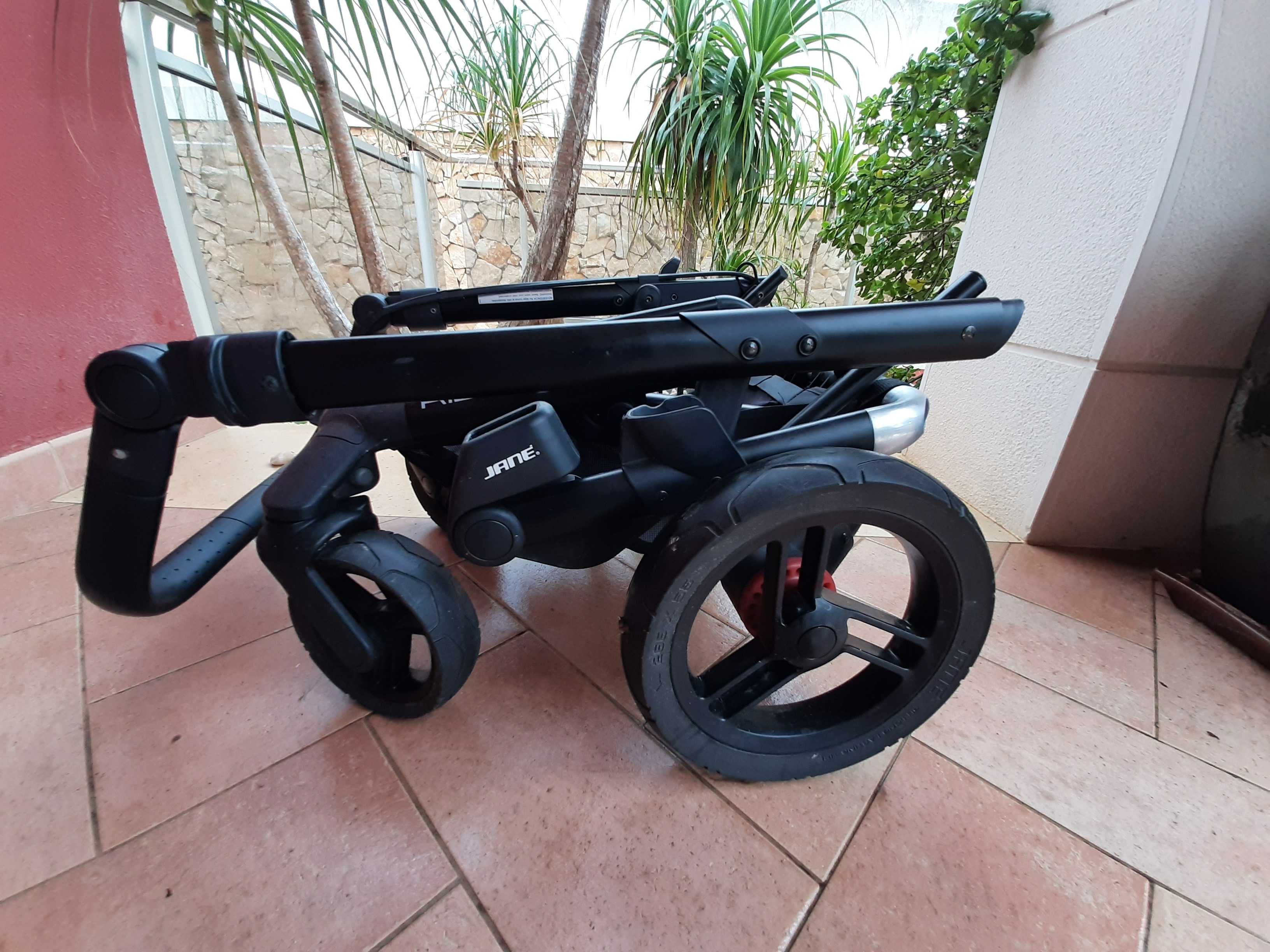 Carrinho bébé JANÉ