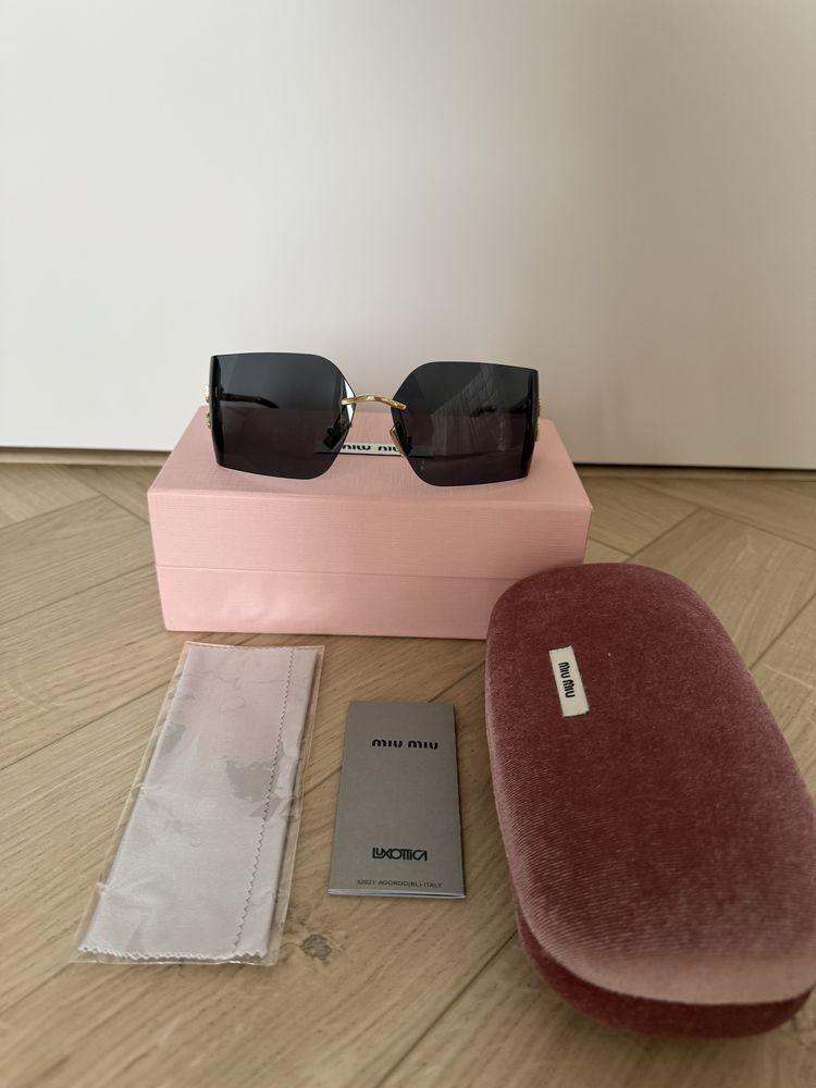 Okulary przeciwsłoneczne miu miu