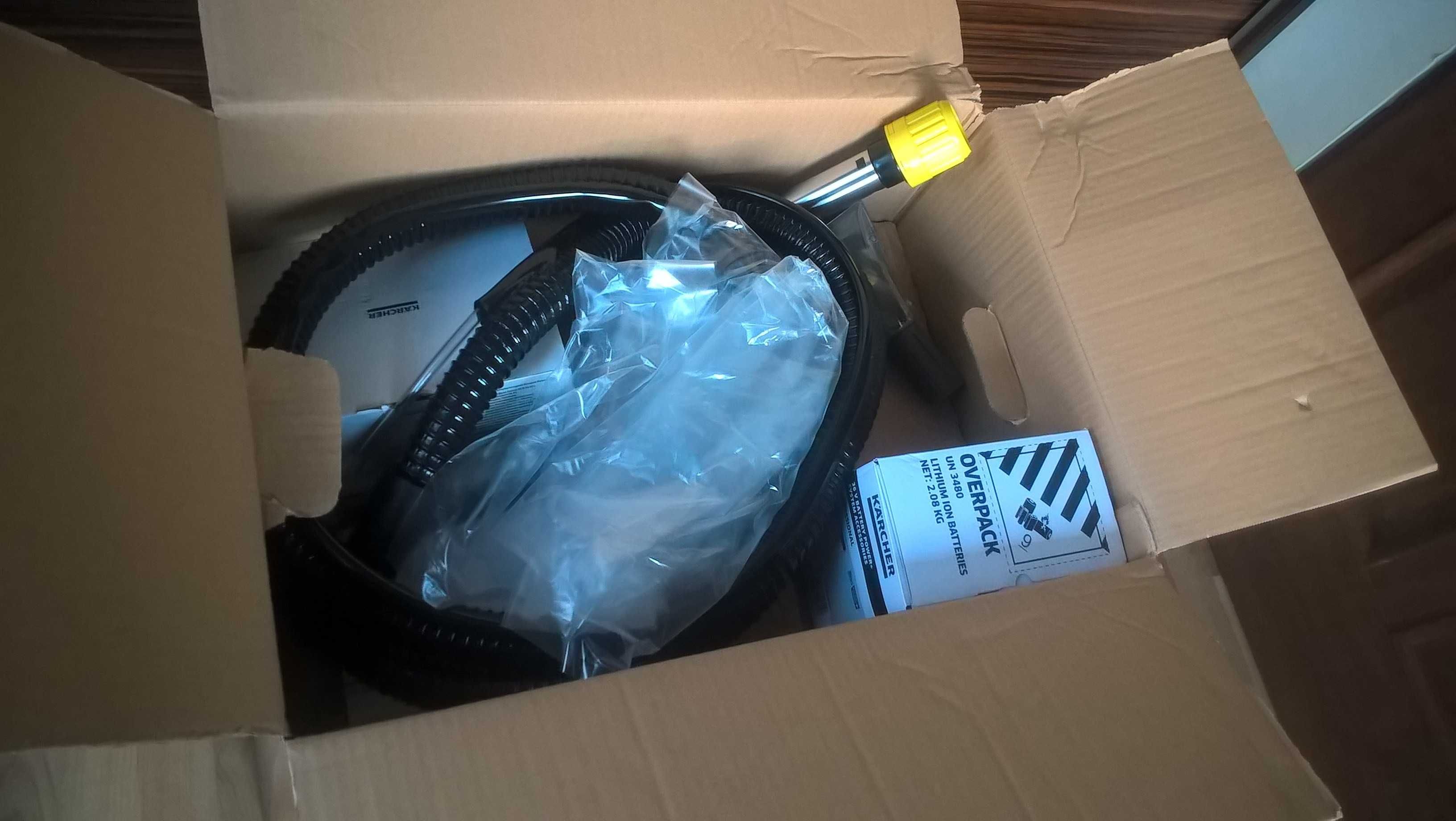 Bateryjny odkurzacz piorący karcher puzzi 9/1 BP Nowy Full Zestaw!