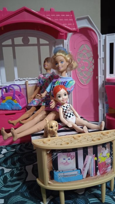 Domek przenośny składany dla lalki barbi