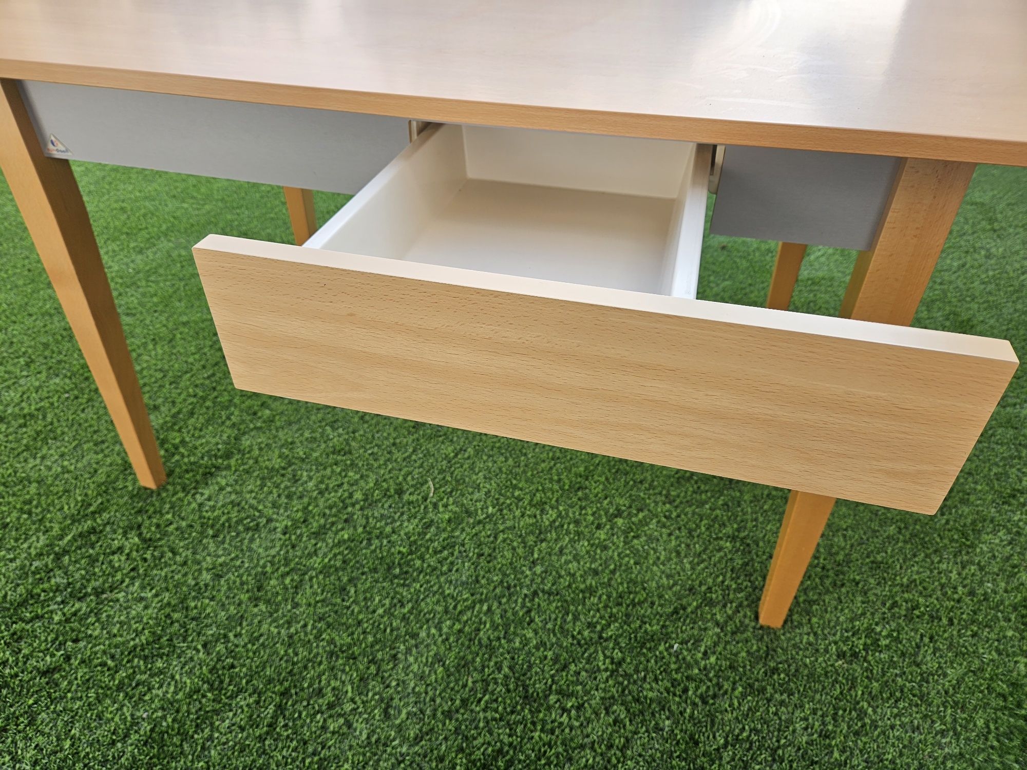 Mesa de Cozinha com gavetas KUIdiseñ