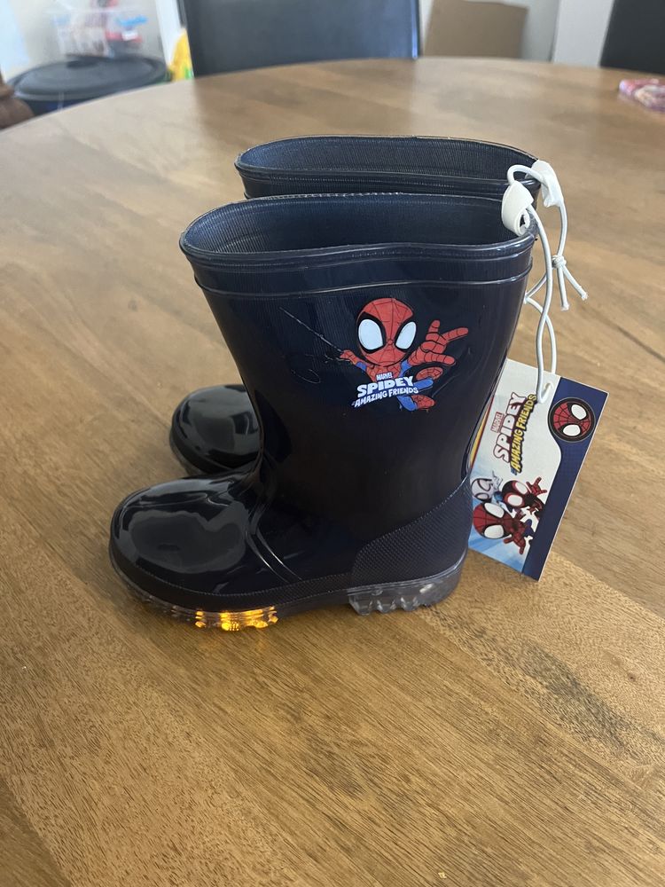 Botas de cano do Spidey