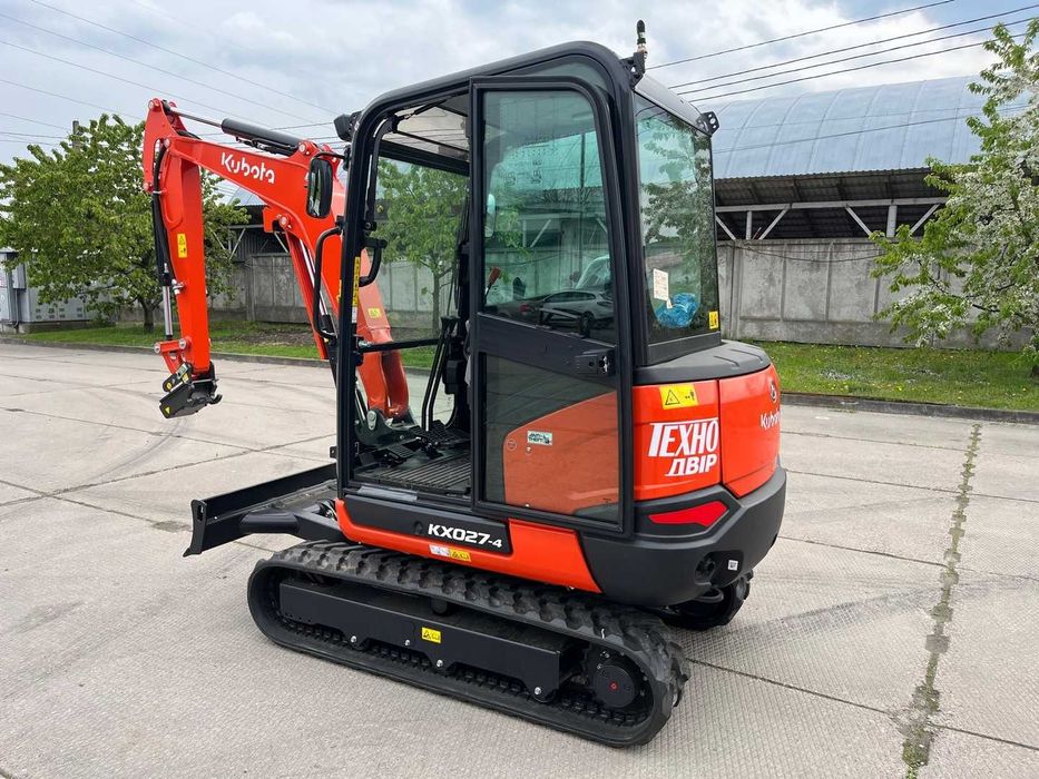 Новий Гусеничний міні екскаватор Kubota KX027-4