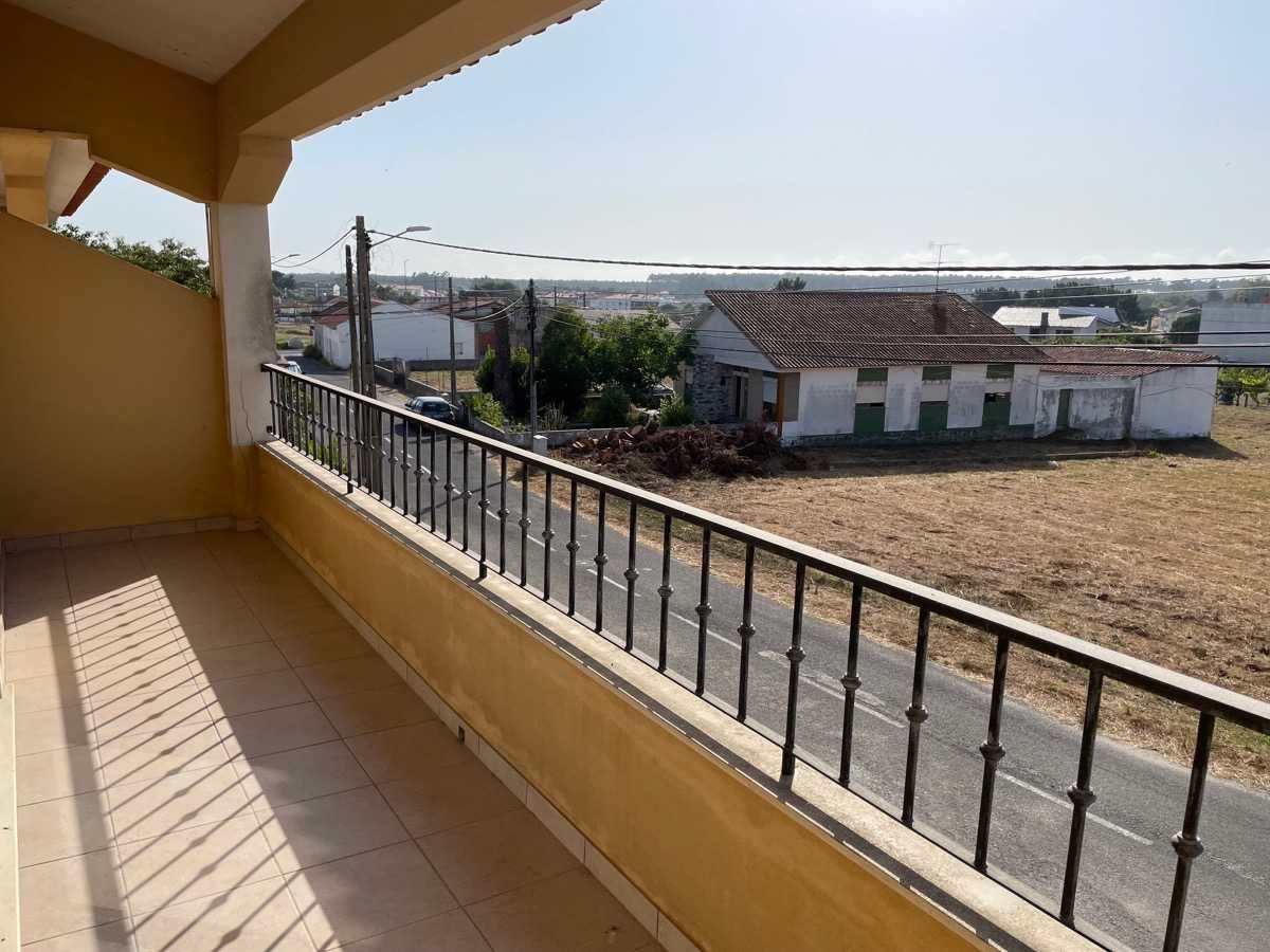Apartamento T3 a alugar na Marinha Grande (Boavista)
850 €