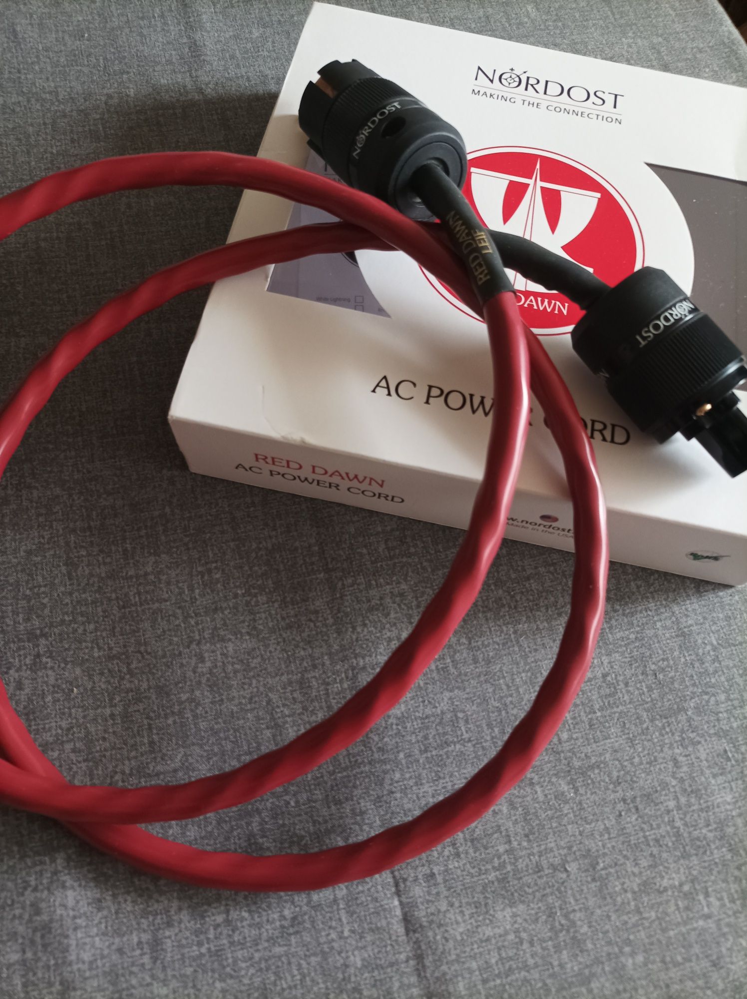 Nordost RED DOWN - kabel zasilający 1,5 m Hi-End -Made in USA