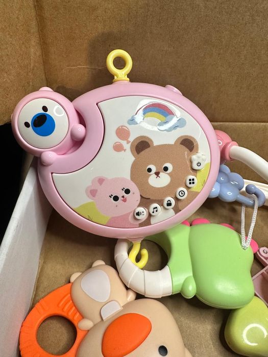 Karuzela do łóżeczka, pozytywka, projektor, regulacja głośności + pilo