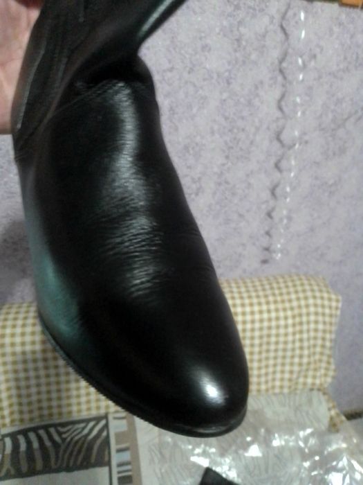 Продам жіночі чобітки 37 р