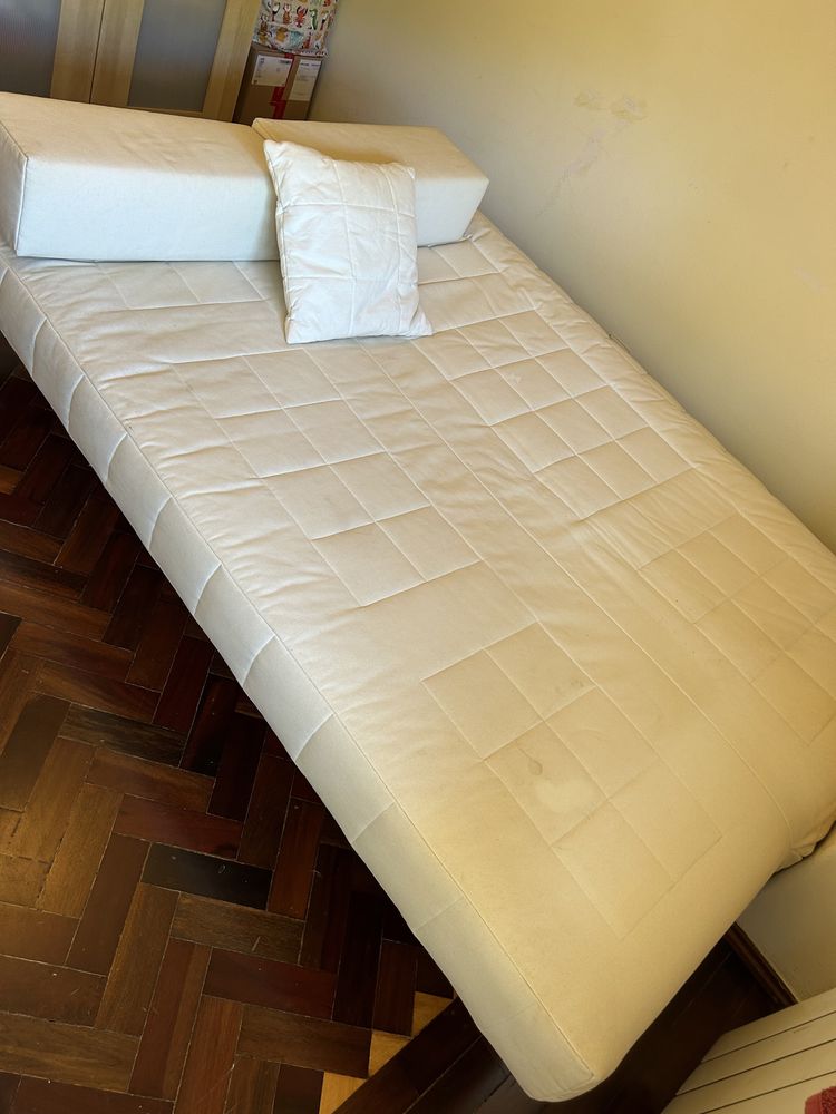 VENDO SOFÁ CAMA . Seminovo de casql