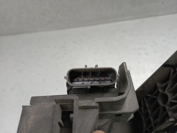 Pedal do acelerador VOLKSWAGEN Golf V (1K1)