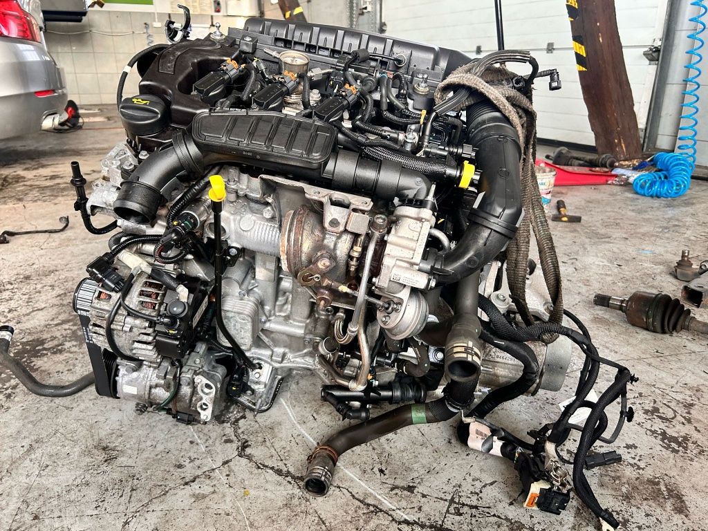 Silnik 1.2 thp vti peugeot citroen hn01