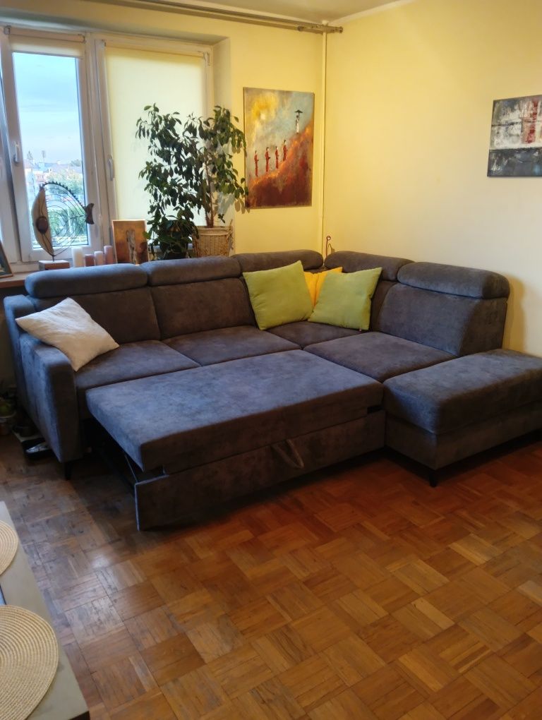 Narożnik nowy z funkcją spania. Okazja. Toruń