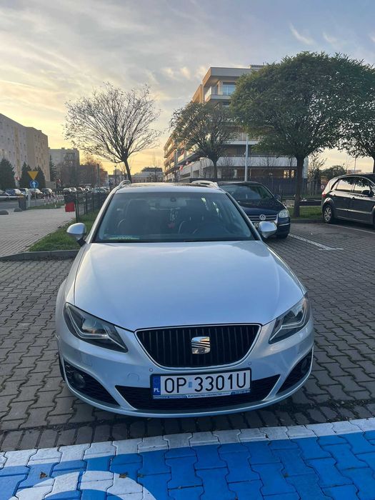 Seat Exeo 2.0tdi  Rezerwacja