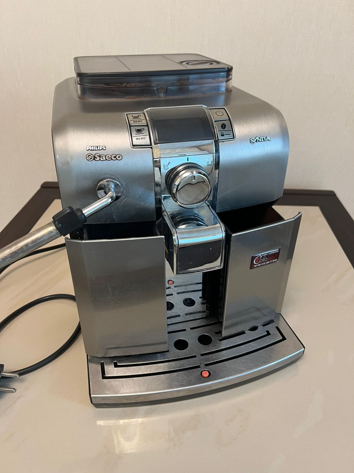 Продам кавомашину Philips Saeco Syntia
