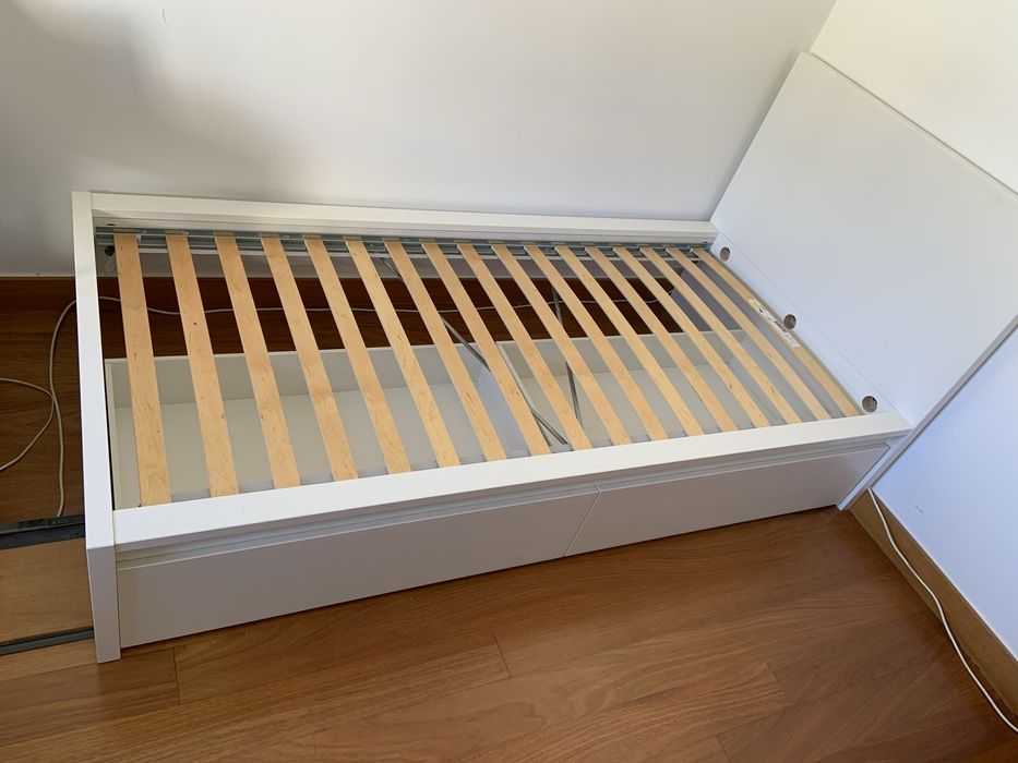 Cama + colchão IKEA / cama Malm + colchão Sultan