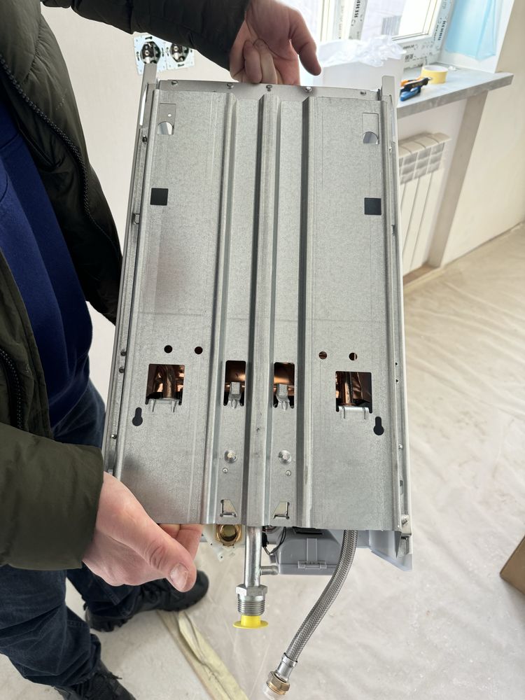 Газова колонка BOSCH THERM 4000 O WR10-2B