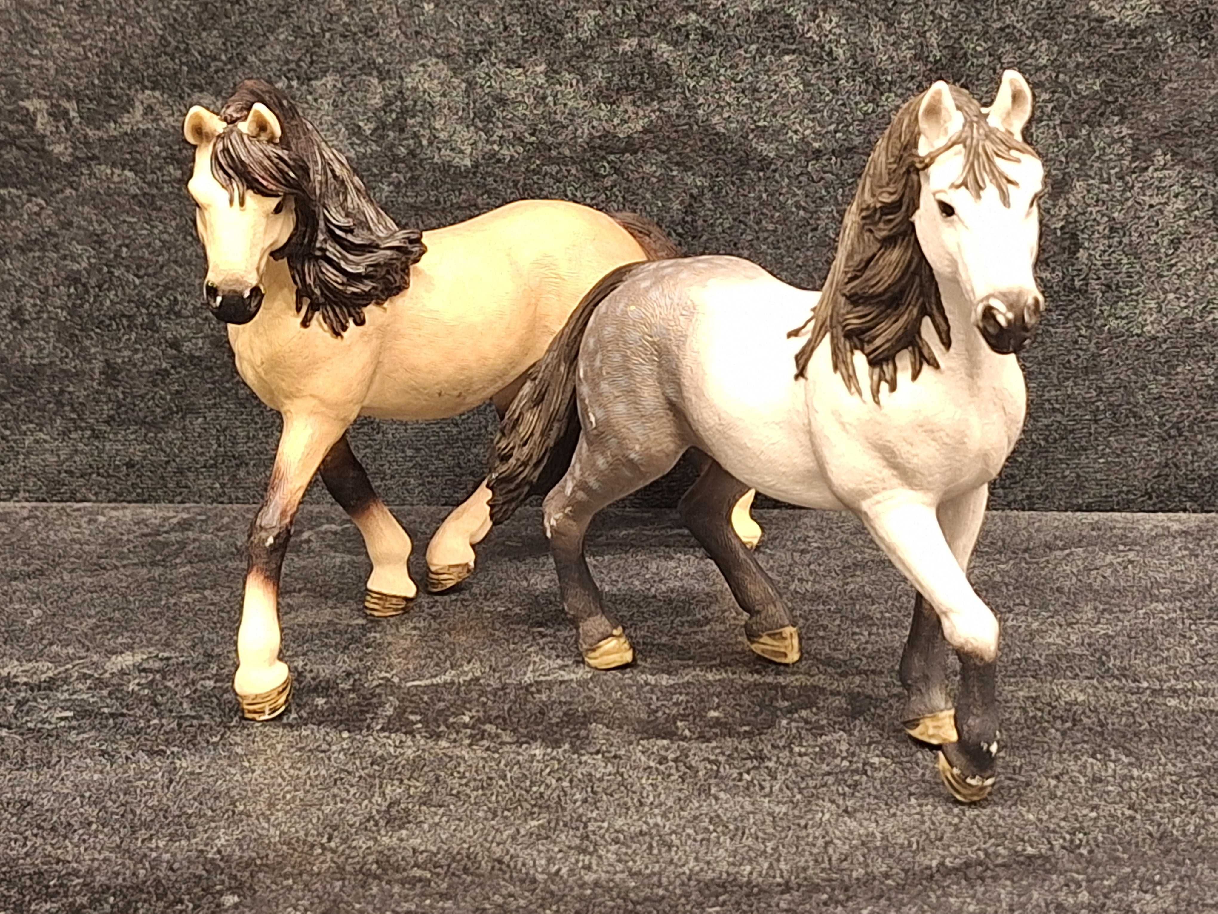 Schleich 24 i 16 am limes 69 dwa konie