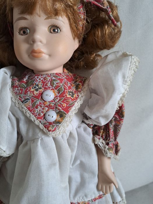 Lalka dekoracyjna. Kwiaciarka. Dekoracja. Hobby. Prezent. Zabawka.