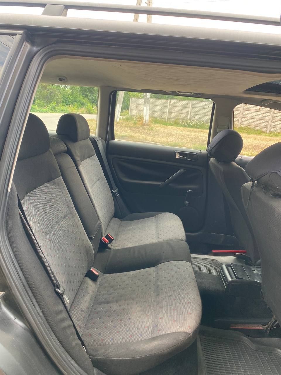 Volkswagen Passat B5 1.6 газ/бензин