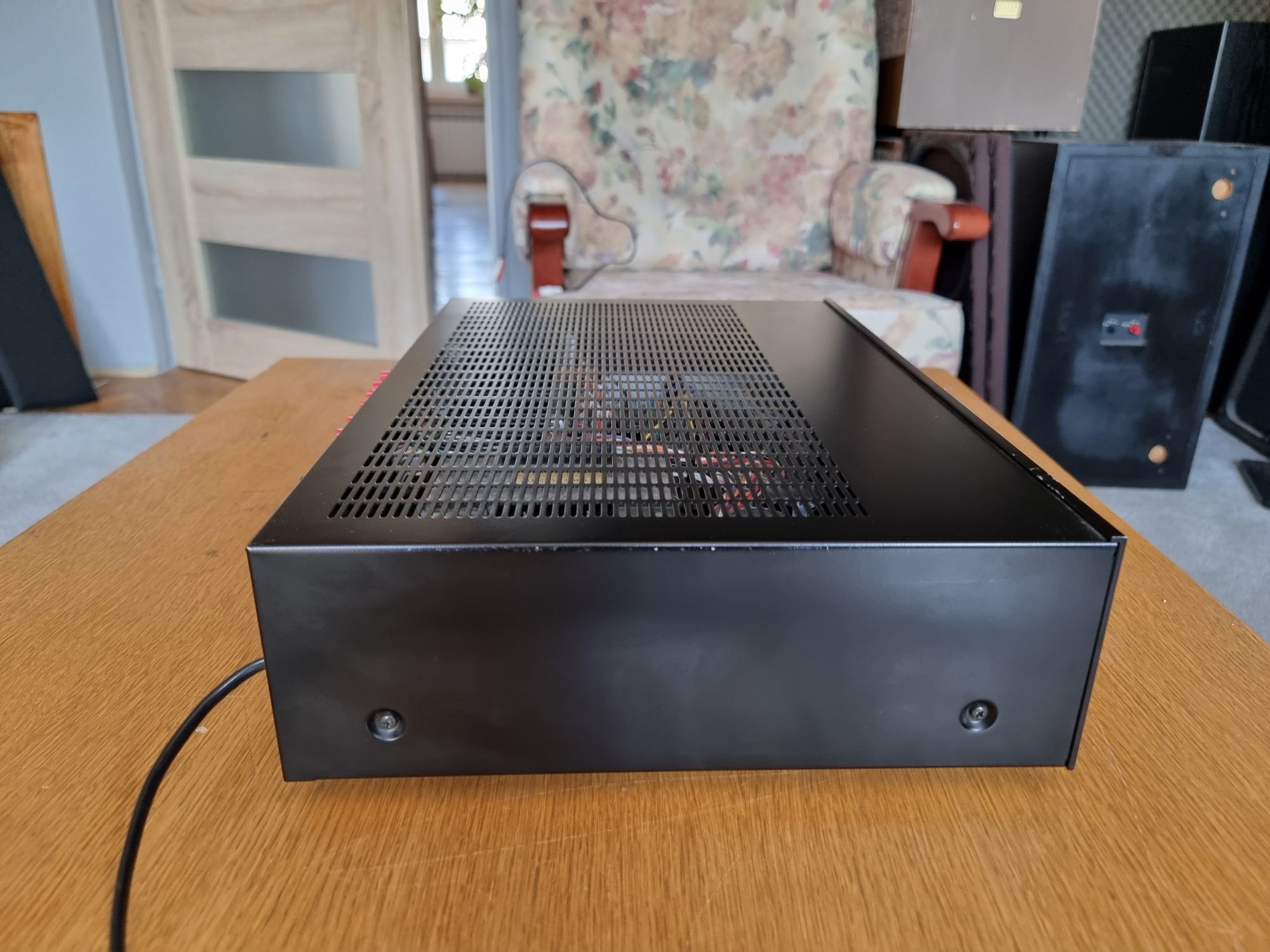 Końcówka mocy Kenwood M1 basic