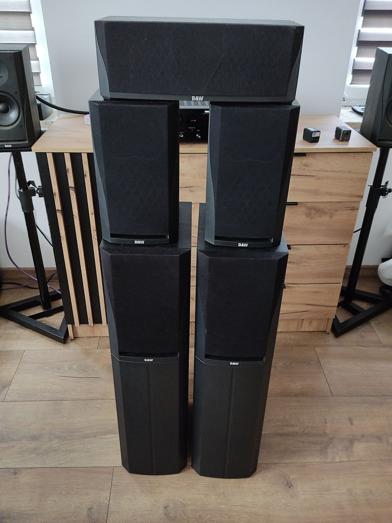Zestaw kolumn B&W DM305,DM 302,CC3 120 Watt 8 ohm