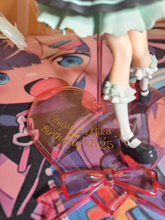Оригінальна фігурка Hatsune Miku - Birthday 2025