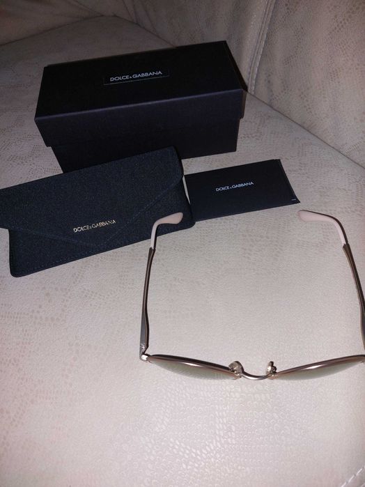 Окуляри сонцезахисні Дольче Габбана.