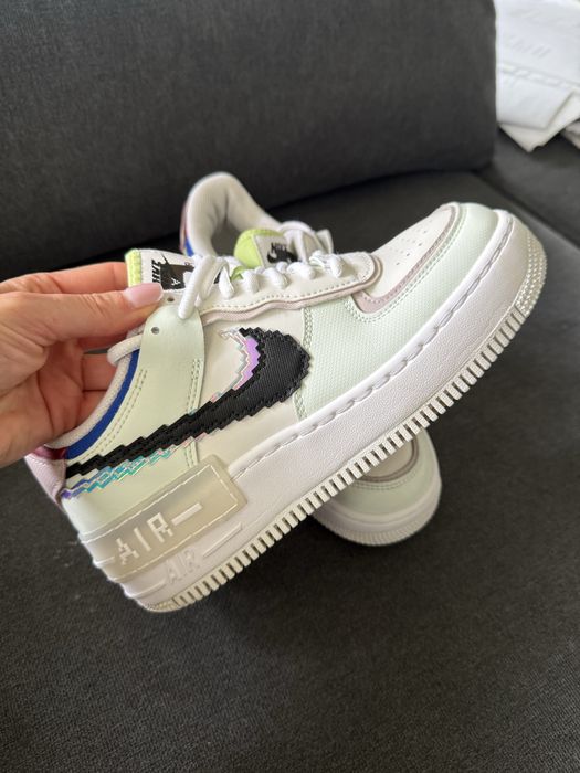 Buty Nike Air Force 1 Shadow SE Pixel Swoosh 38