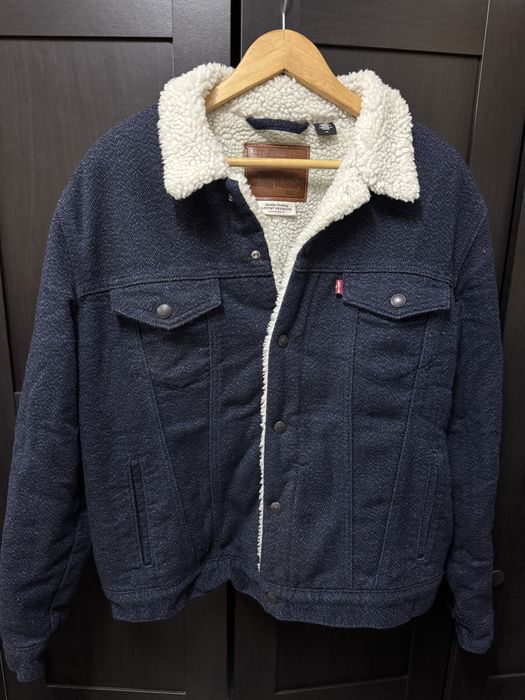 Casaco Levi’s Sherpa Trucker – Azul Escuro – Tamanho L