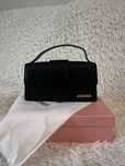 Jacquemus torebka czarna w opakowaniu