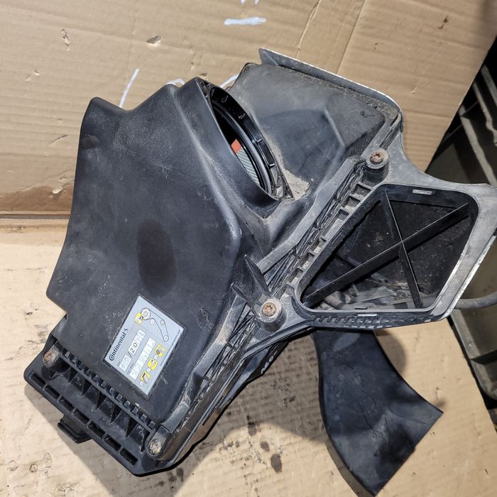 Obudowa filtra powietrza audi a4 b8 lift a5 Q5 2.0TDI 2015r