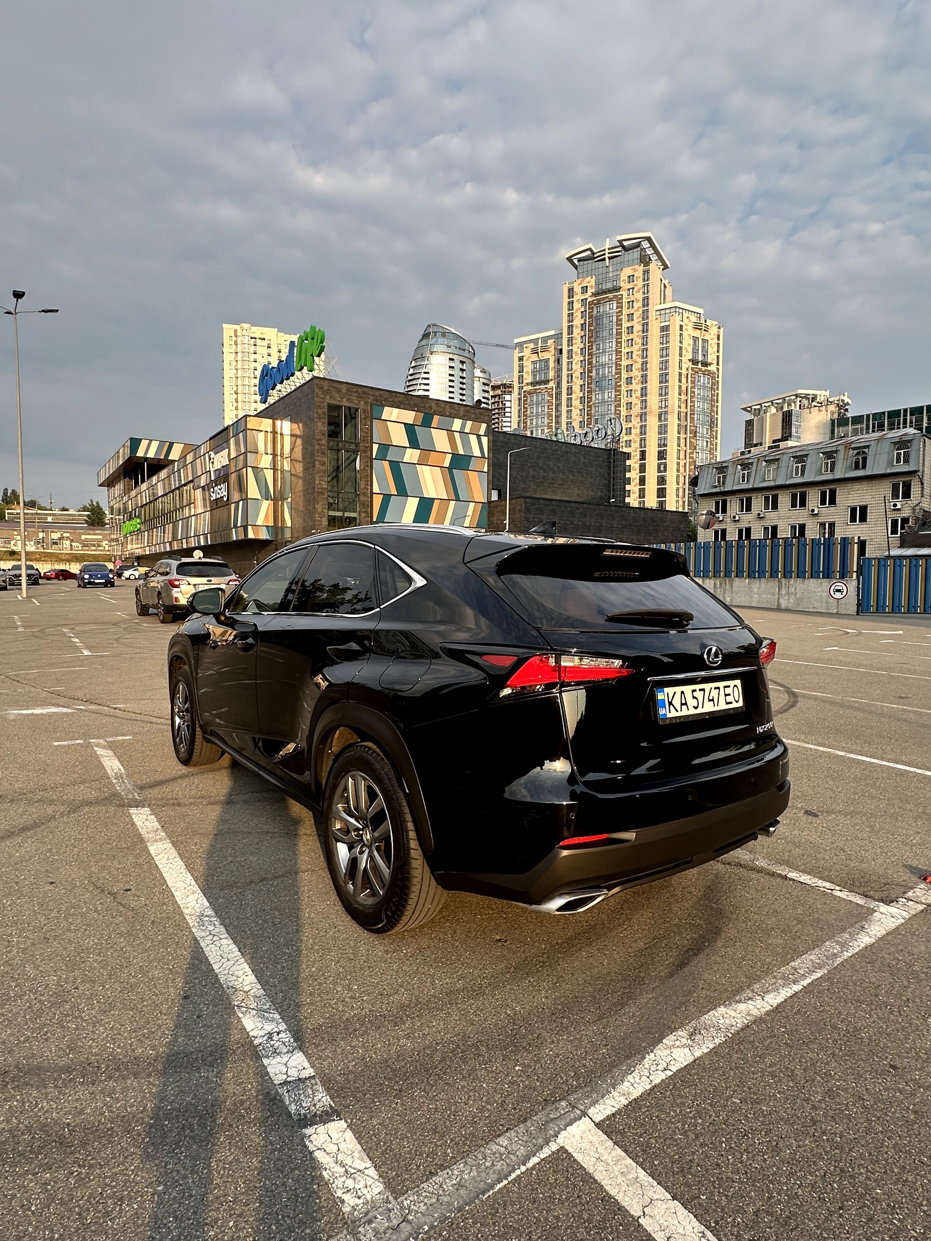 Lexus NX 200t - вiд власника - Iдеал - пробiг 90 тис км