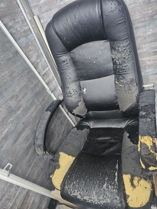 Кресло офисное под реставрацию
