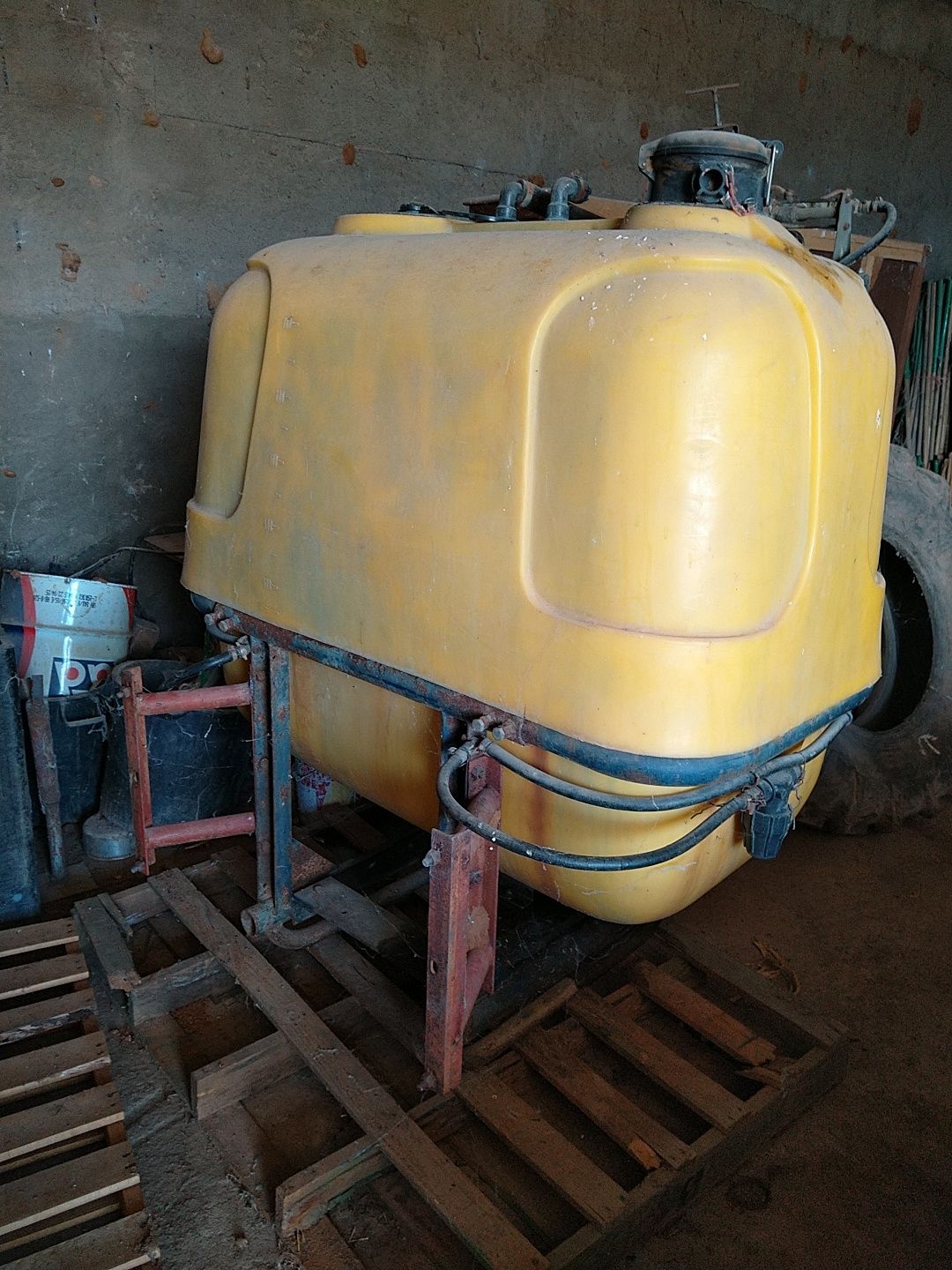 Pulverizador Tomix 800l