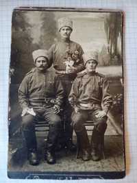 Фотогоафия трех военных （1917-1918 г）