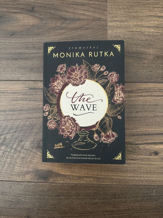 Nowa Książka „The wave” Monika Rutka