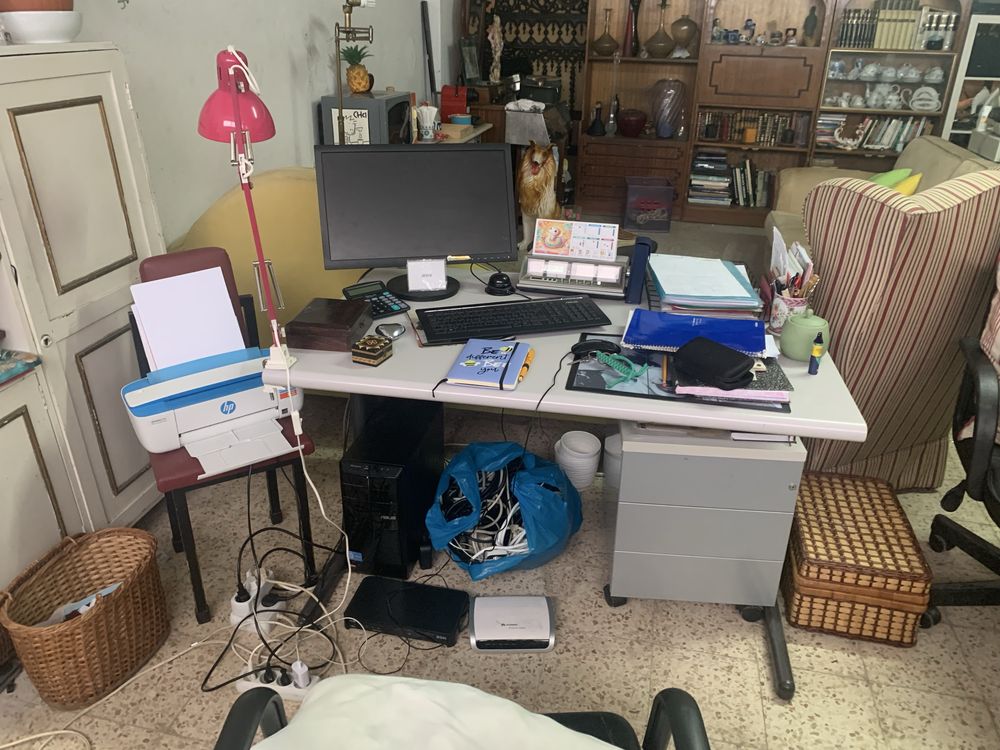 Mesa de escritório troca